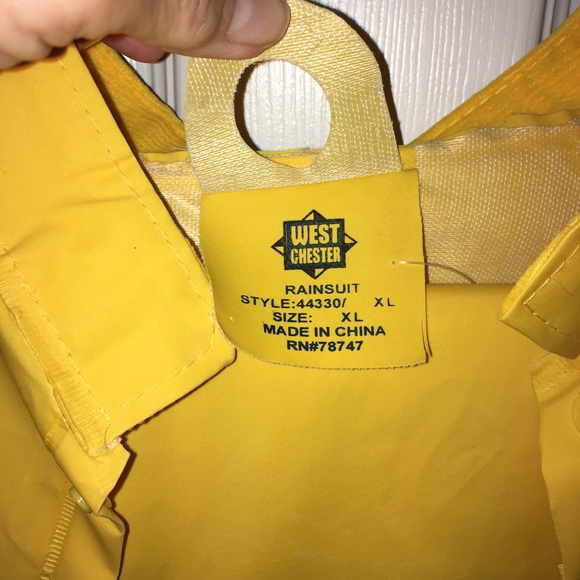 Two Piece Rainsuit - Picture 3 of 3